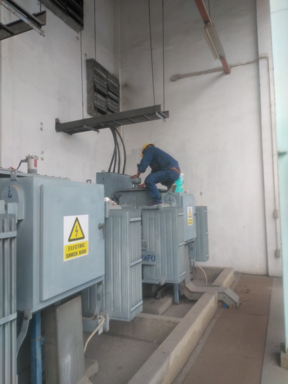Bảo trì máy biến thế và tủ trung thế